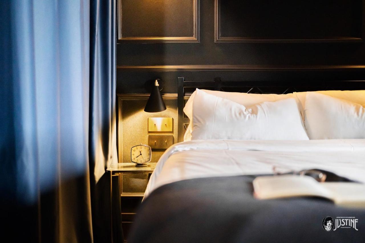 Suite Shibari By Justine Apartments Sobria Elegante Y Pecaminosa Apartamento Turistico En Madrid Rio Εξωτερικό φωτογραφία