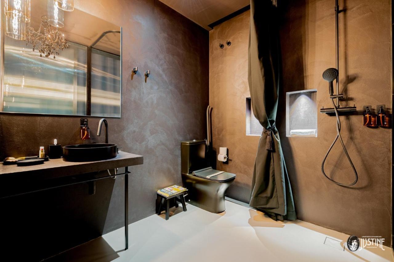 Suite Shibari By Justine Apartments Sobria Elegante Y Pecaminosa Apartamento Turistico En Madrid Rio Εξωτερικό φωτογραφία